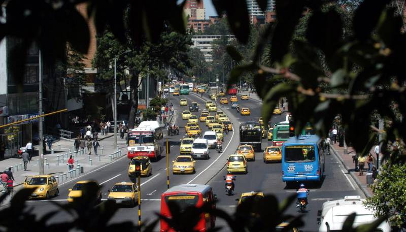 Carros con placas pares sufrirán la próxima semana en Bogotá