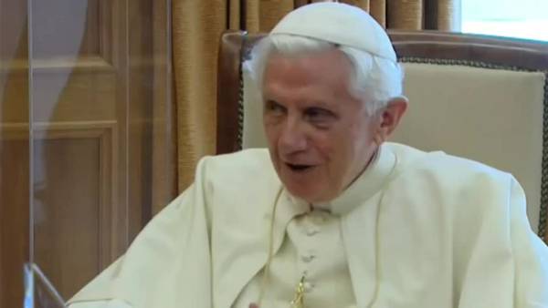 Informe reprocha a Benedicto XVI su conducta sobre casos de abuso sexual