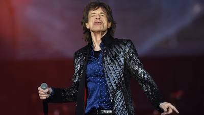 Mick Jagger de The Rolling Stones sorprende al bailar reguetón en una discoteca