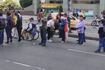 Tome vías alternas: personas con discapacidad y cuidadores, completan varias horas protestando en la Carrera Séptima