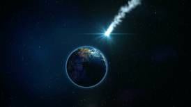 Astrónomo explica la verdad de “monstruoso asteroide” que pasará cerca de la Tierra