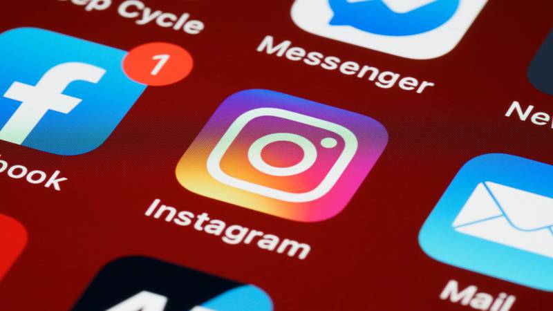Meta Verified es el nuevo sistema con el que Instagram y Facebook te cobrarán mensualmente por mantener tu insignia de verificación.