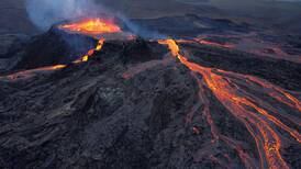 Como de otro mundo: Estas son las impresionantes imágenes de la erupción de  volcán en Islandia