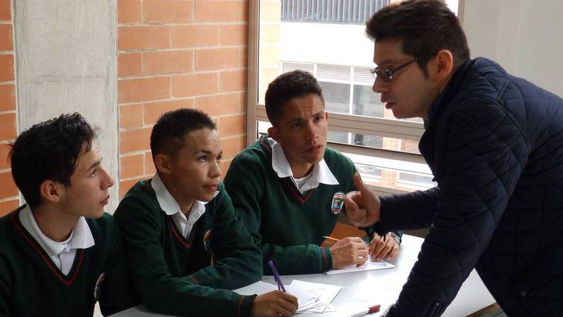 Hay clase: colegios públicos de Bogotá no entran en la medida de día cívico decretado por Petro