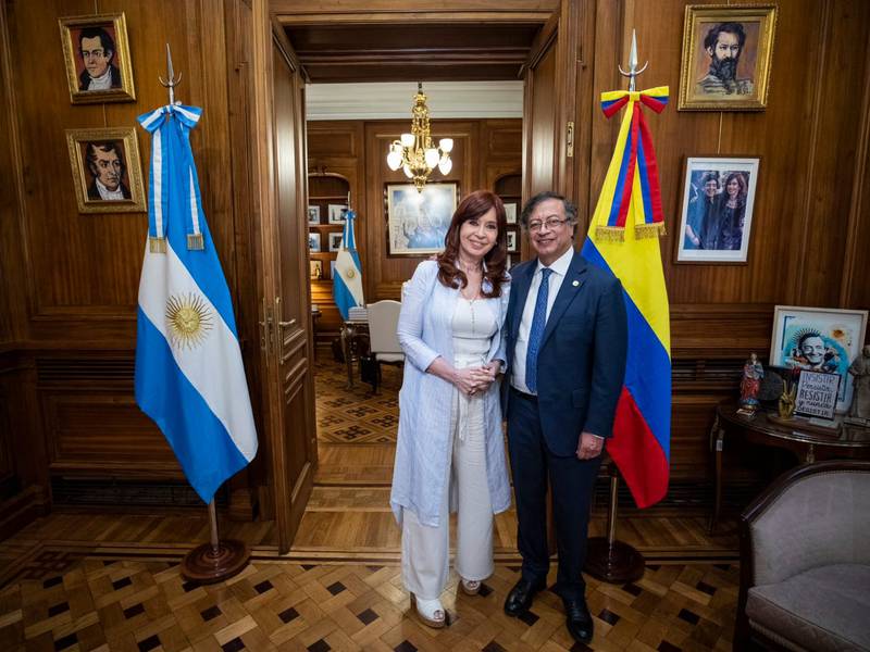 “Siempre es bueno conocer a alguien con la magia de la tierra de García Márquez”: Cristina Fernández a Petro