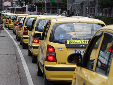 “Hicieron caso omiso para darle una solución”: taxista explicó razones de las protestas que desataron caos en Bogotá