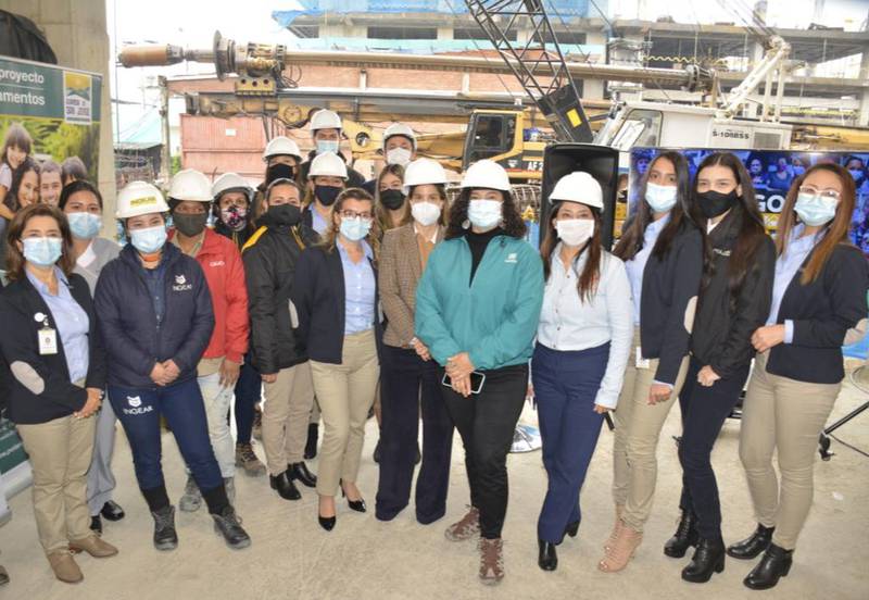 mujeres en Bogotá podrán capacitarse gratis en labores del sector de construcción