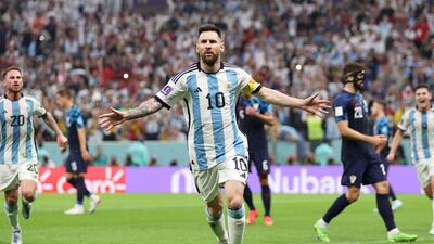 Messi no perdonó a Croacia en polémico penal y Argentina se está metiendo en la final 