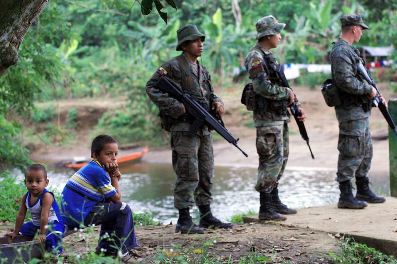 Familias de Ecuador denuncian desapariciones de jóvenes forzosas por las disidencias de las FARC