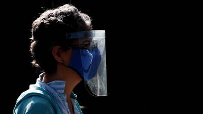 Virus Nipah: cuál es el origen de la infección que obligó a un estado de India a cerrar las escuelas