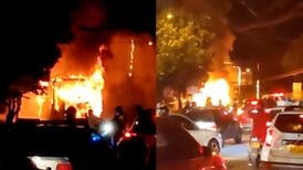 Angustiantes imágenes dejó incendio de bus en vía Piedescuesta - Bucaramanga
