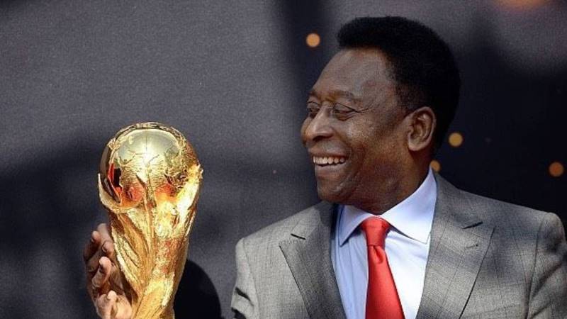 Mensaje de Pelé sobre su estado de saluda