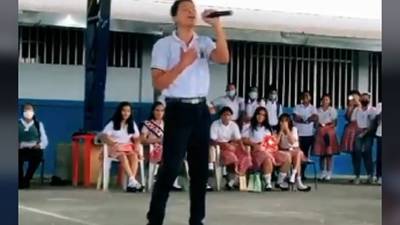 El talentoso adolescente ecuatoriano que se volvió viral por imitar a Michael Jackson