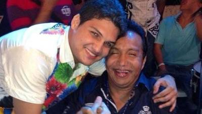 Hijo de Diomedes Díaz, el cantante Elder Dayán, lo atracaron comiéndose una salchipapa en Barranquilla