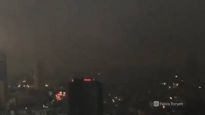 De terror: Nube negra gigante dejó a oscuras a Estambul como si fuera un eclipse