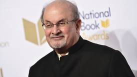 La escritura maldita de Salman Rushdie