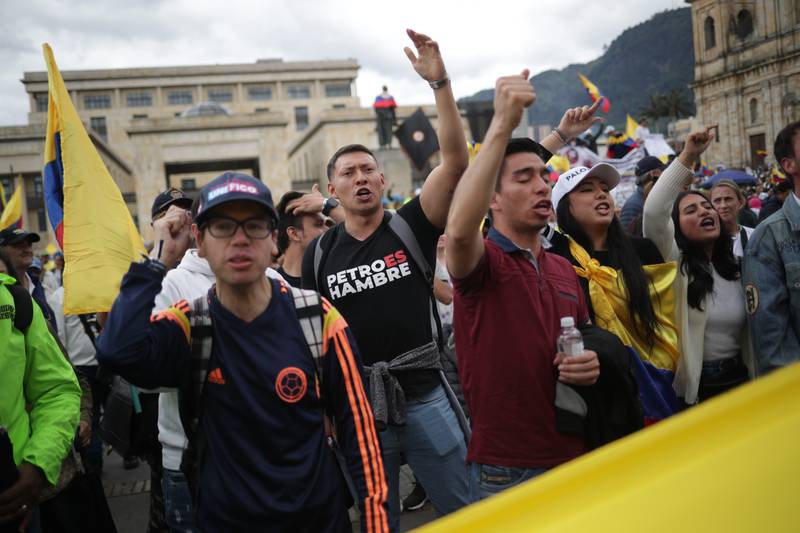 Manifestación de opositores del gobierno de Gustavo Petro en Bogotá