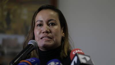 Carolina Corcho, entre los quemados de sus ministerios: estos se van