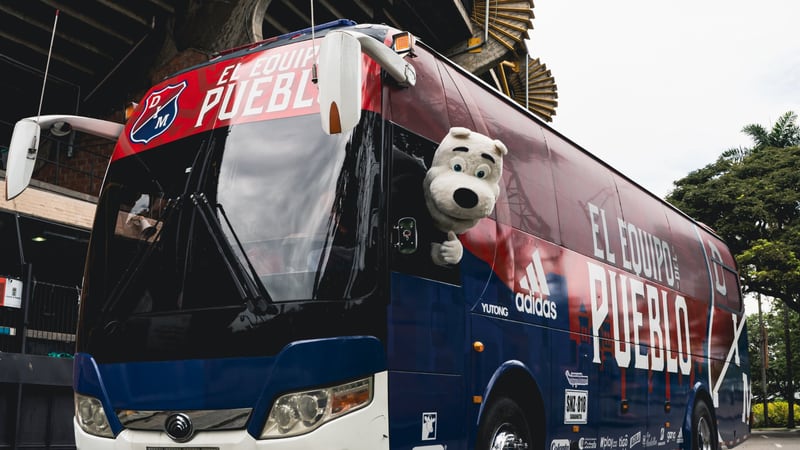 El bus del Independiente Medellín se varó