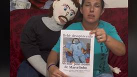 Mujer que se casó con muñeco de trapo dice que su hijo está secuestrado