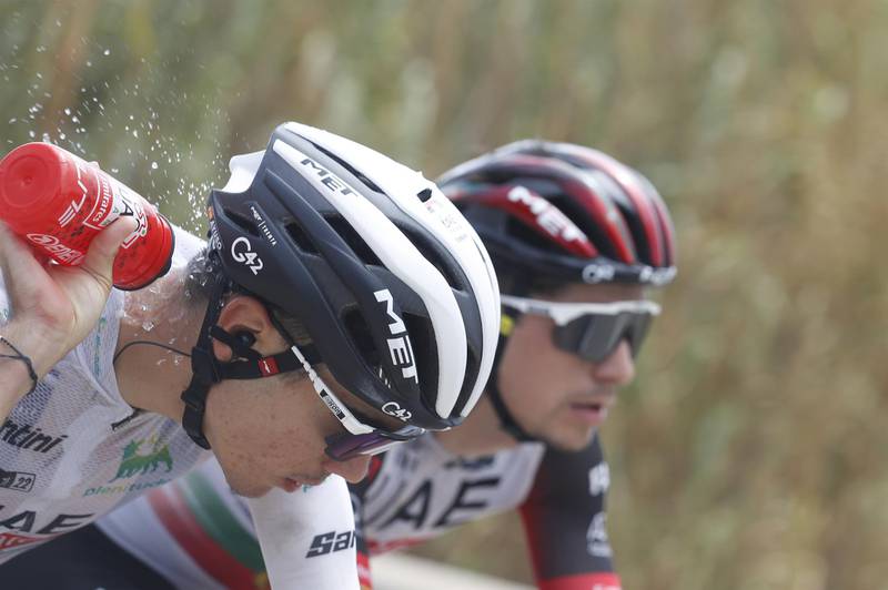 Polémica en Vuelta a España: Ayuso dio positivo, pero siguió en carrera