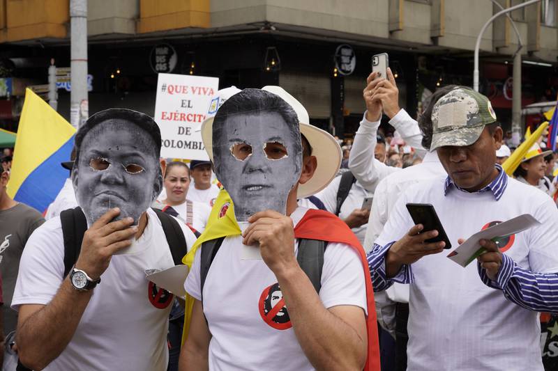 Manifestación de opositores del gobierno de Gustavo Petro en Medellín