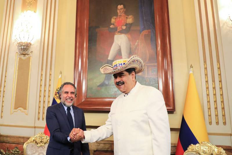Nicolás Maduro y Armando Benedetti