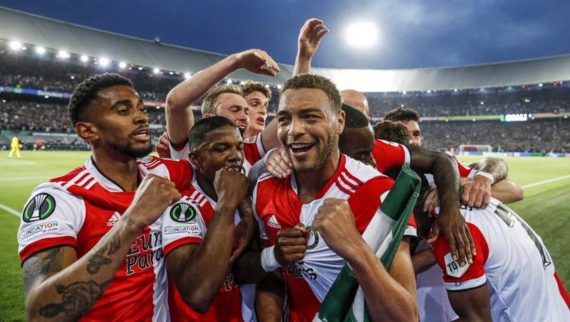 Sinisterra se lució y llevó al Feyenoord al triunfo en la Conference League