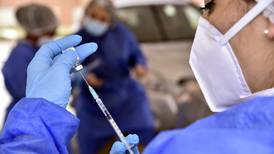 Habrá vacunas para quienes transiten en zonas de frontera: MinSalud