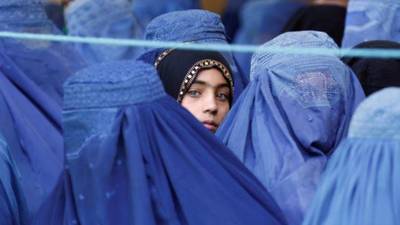La odisea de las jóvenes afganas para poder estudiar escondidas de los talibanes