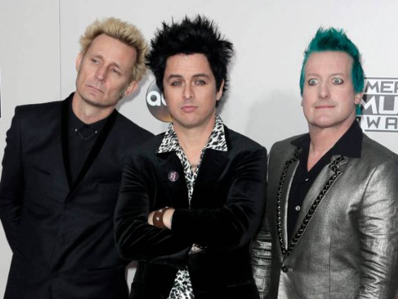 Green Day es aplaudido por fanáticos tras cancelar actuación en Rusia