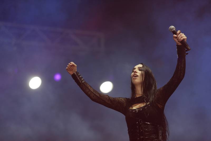 Frantic Amber, de Suecia, durante su presentación en el Festival Rock al Parque 2022 en Bogotá.