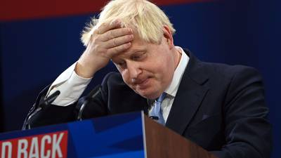 Una salida que era inevitable: los factores que generaron la renuncia de Boris Johnson