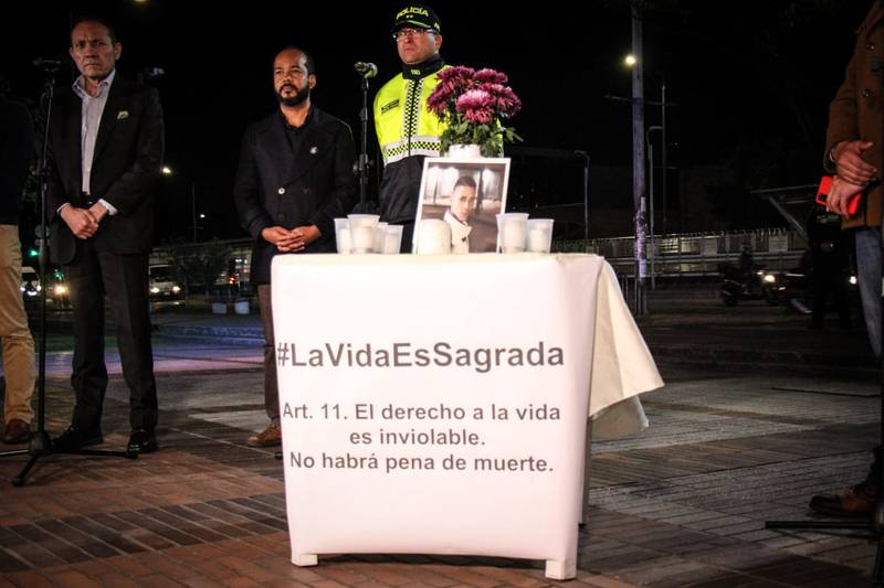 Evento conmemoración asesinato Juan Esteban Alzate en TransMilenio