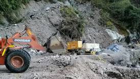 Tragedia: Derrumbe sepultó a una familia completa en Santander