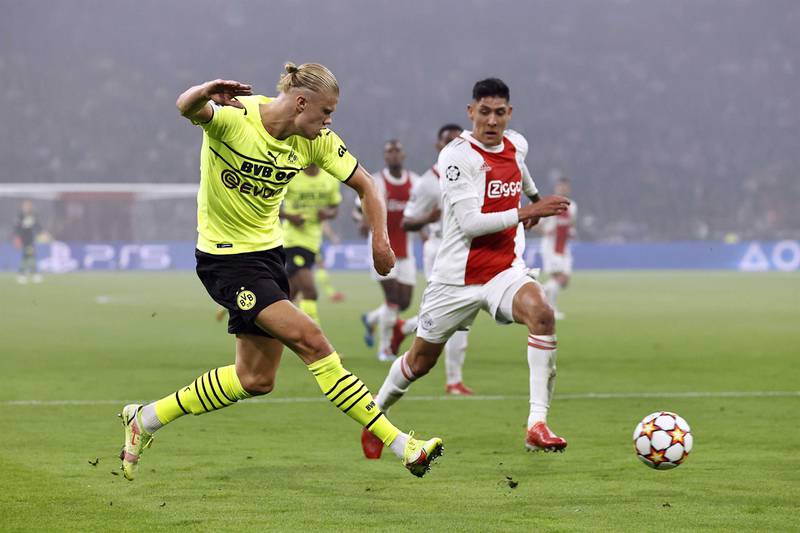 Ajax no tuvo miedo de Haaland y le propinó una paliza al Dortmund.