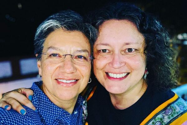 Claudia López y su esposa, Angélica Lozano, en la mira de la Procuraduría por posibles coimas en el Metro