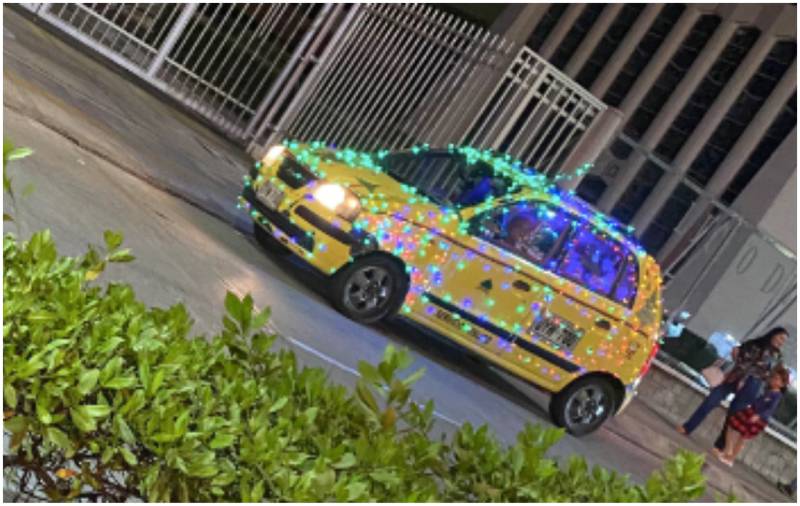 Un taxi es la sensación en Barranquilla por su decoración.
