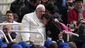 El papa Francisco fue hospitalizado: Se prenden las alertas sobre su salud