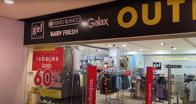 Revelan bodega secreta con descuentos: hay ropa de marca desde 9 mil pesos  en Bogotá