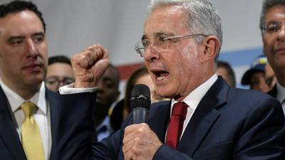 Las frases que dejó la reacción de Uribe sobre su llamado a juicio por parte de la Fiscalía: “No tienen pruebas”