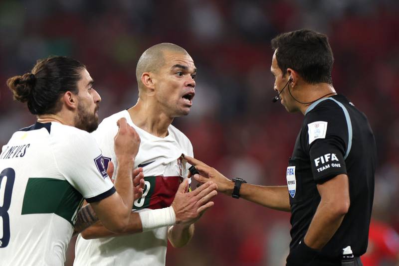 Pepe explotó y dio a entender que el arbitraje está arreglado en favor de Argentina