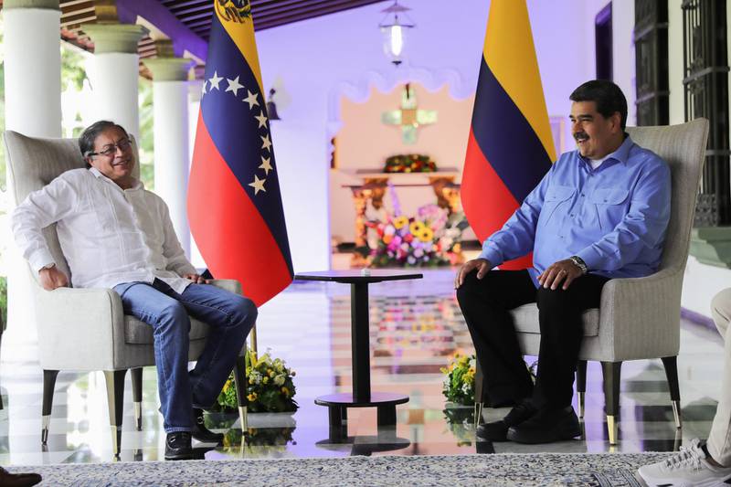 Presidente de Venezuela, Nicolás Maduro junto al presidente de Colombia Gustavo Petro en Miraflores