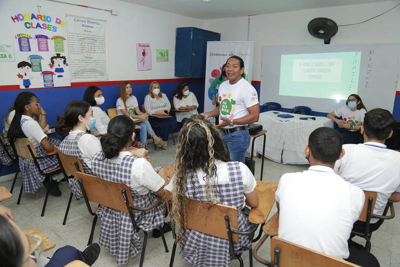 Estragegia Hablemos de Salud Mental en colegios de Barranquilla.