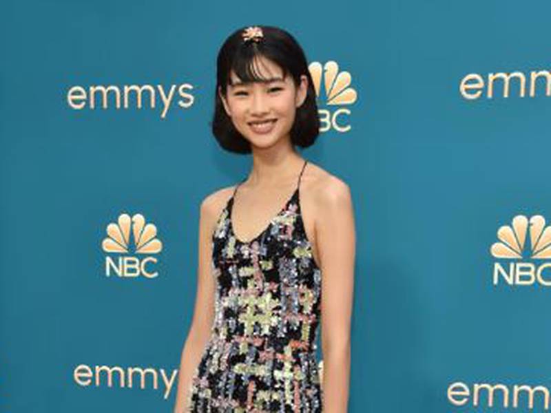 Actriz de ‘El Juego del Calamar’ impacta en los Emmy con un vestido de 20 mil lentejuelas