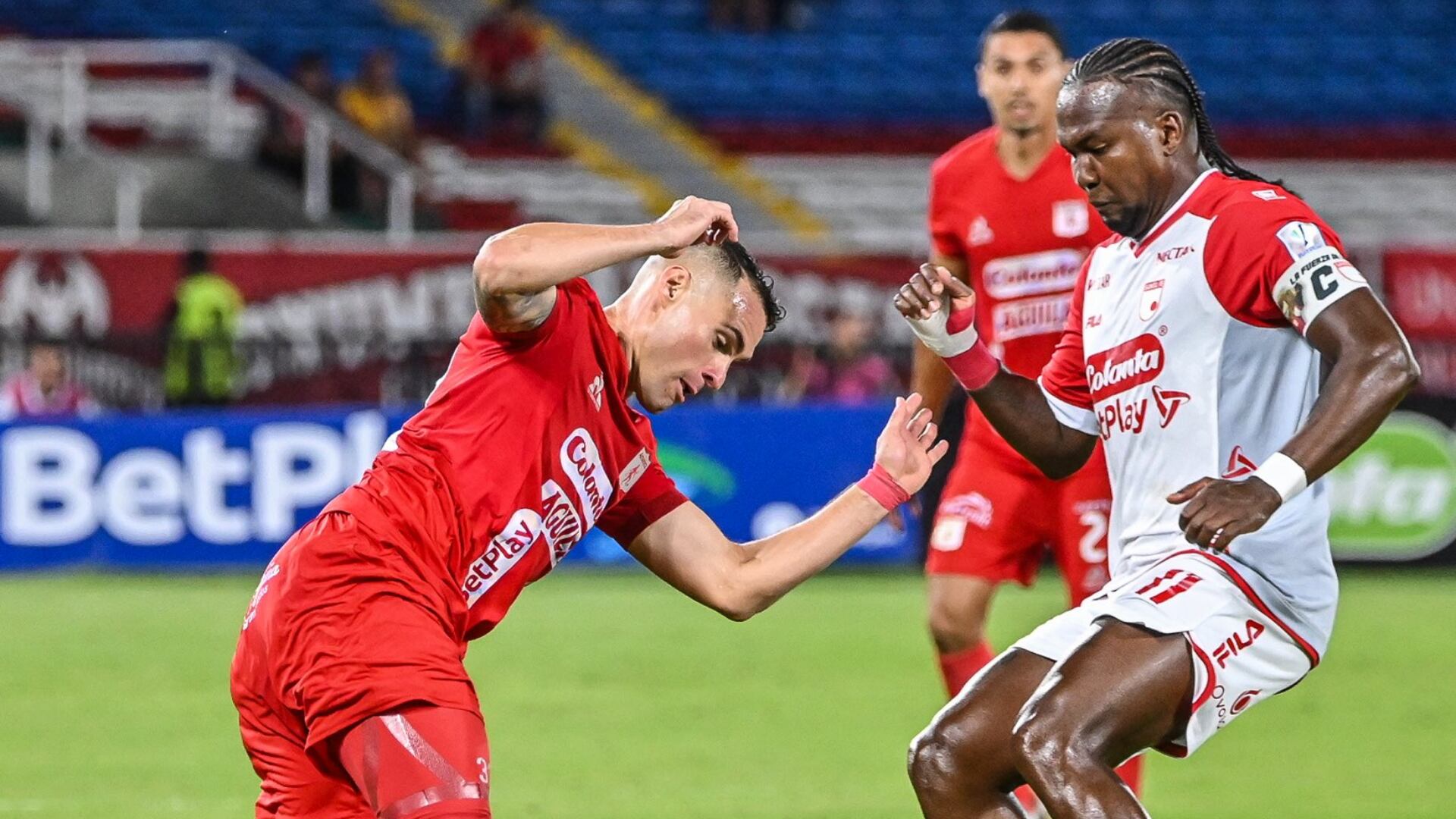 Tres futbolistas de Santa Fe cumplieron su cometido tras empatar con América, según Pablo Peirano