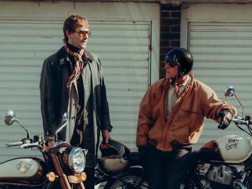 Del asfalto a la estética: las gafas inspiradas en motos clásicas que marcan tendencia