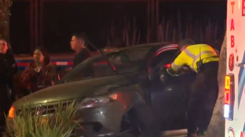 Lamentable: una mujer y un bebé habrían muerto en un accidente de tránsito en la Avenida Mutis