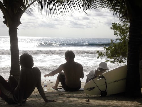 Costa Rica reporta récord de turistas colombianos en el 2025