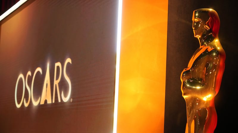 A qué hora, dónde ver y quiénes serán los posibles ganadores: Todo lo que debe saber de los Premios Oscar 2026